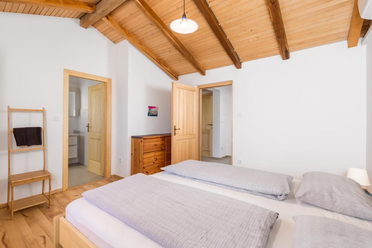 Apartment Ursula Lopar Extérieur photo